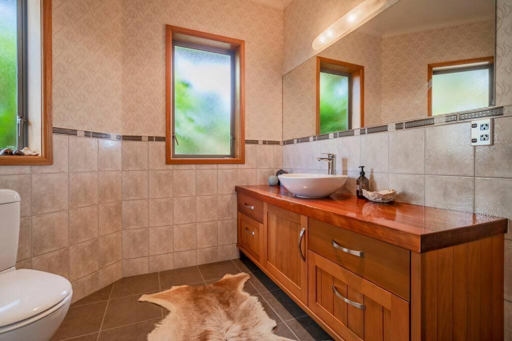 Appartement Luxury Country Retreat à Cooks Beach Extérieur photo