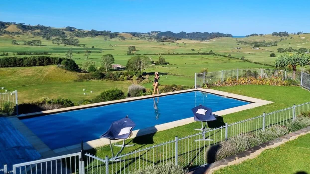 Appartement Luxury Country Retreat à Cooks Beach Extérieur photo
